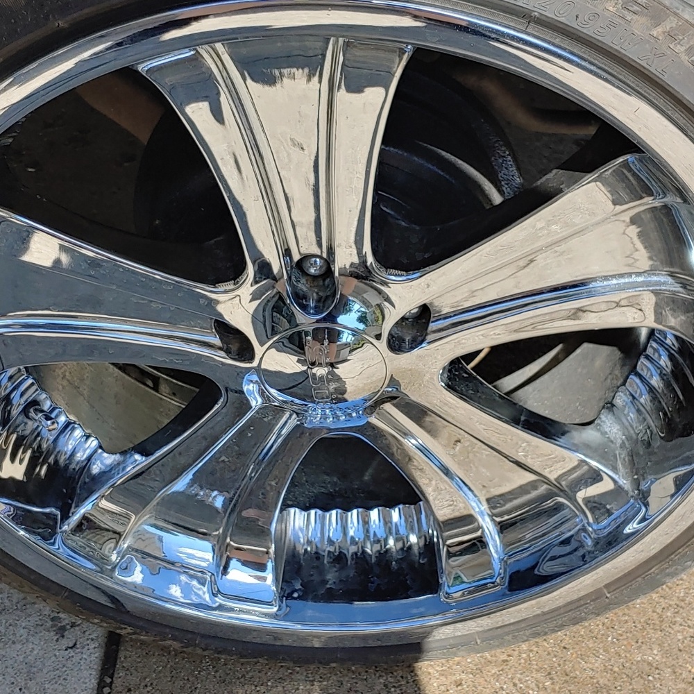20 inch BOSS rims with like new tires